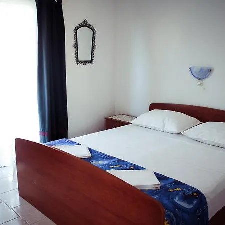 Apartments And Rooms By The Sea Podgora, Makarska - 11894-3
