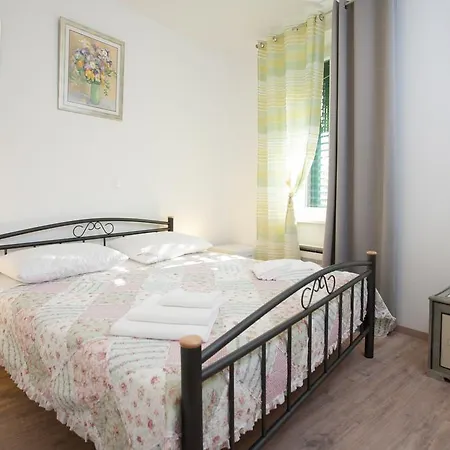 Rooms Split Pezelj-3