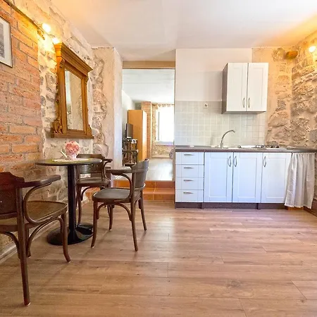 Guesthouse Merla-3