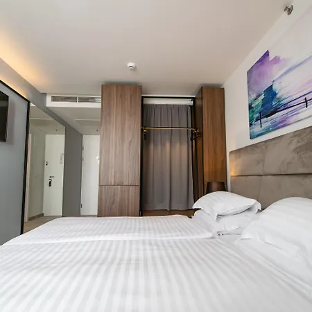 Hotel Paris-2