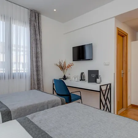 Hotel Pax-3
