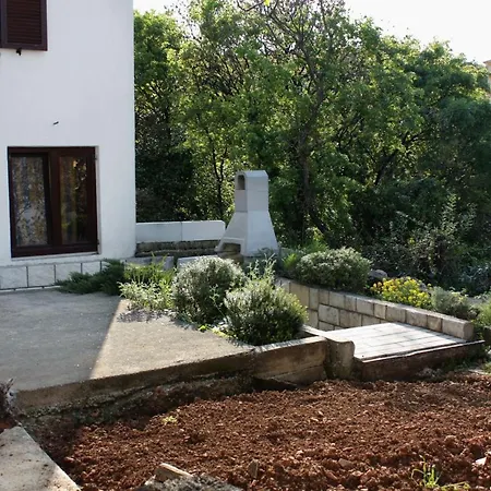Apartments And Rooms With Parking Space Vrbnik, Krk - 5301-2