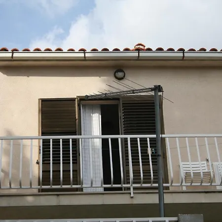 Apartments And Rooms With Parking Space Bol, Brac - 2878-3