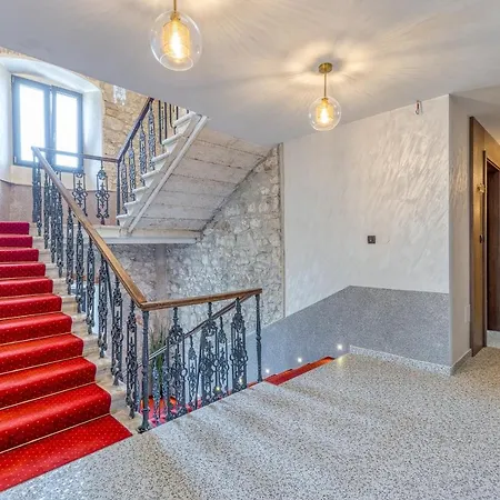 San Valentino Palace-2