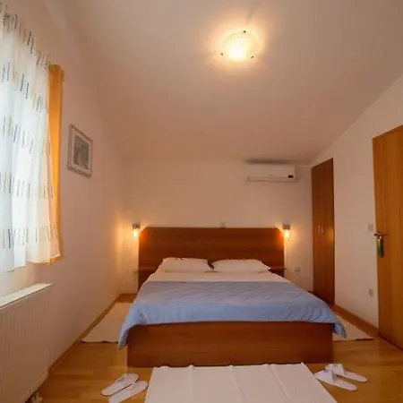 Rooms In Novalja With Air Conditioning, Wifi 3764-9-3