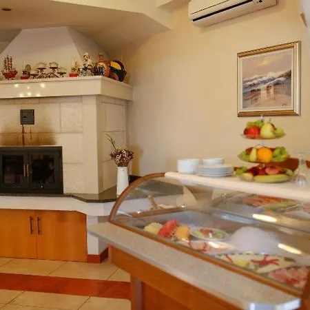 Rooms In Novalja With A Sea View, Balcony, Air Conditioning, Wifi 3764-10-2