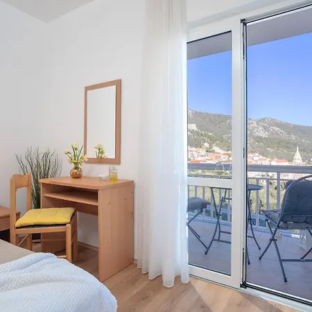 Longin Guesthouse - Zf Hvar-2