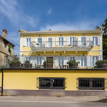 Luxury Apartments Frajona-2