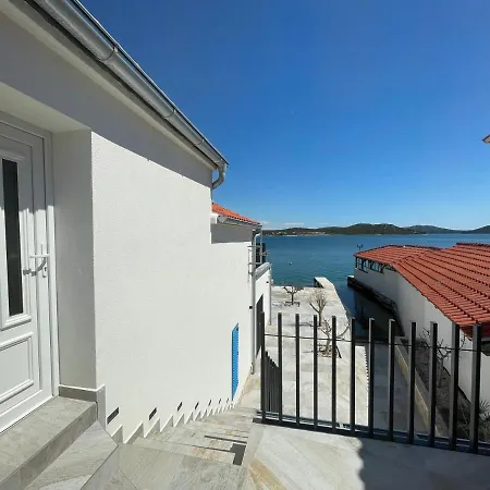 BEACHFRONT VILLA Murter-3