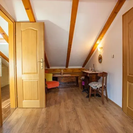 Room Kastelan-2