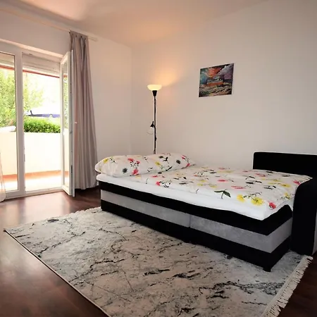 Apartments Mica-3