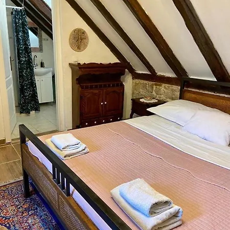 Kovacic Rooms-3