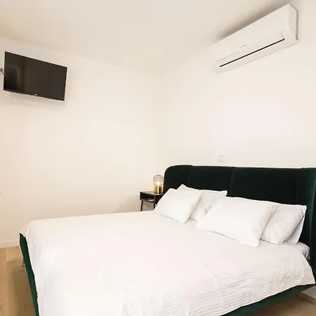 Apartments & Rooms Buble-3