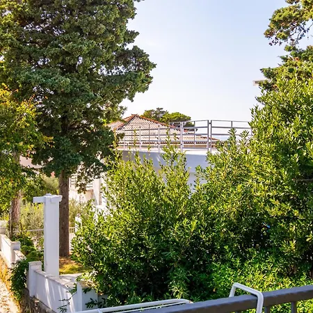 Apartments And Rooms By The Sea Banjol, Rab - 5077-3