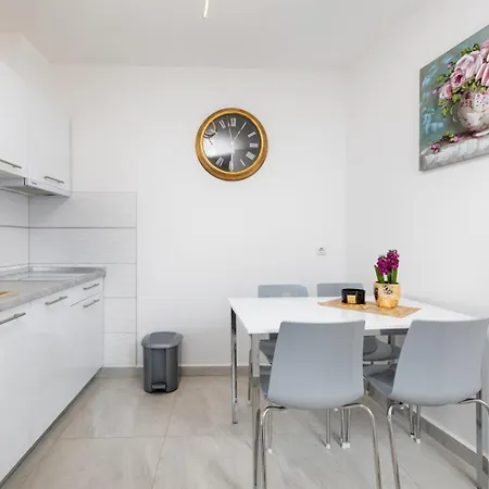 Apartments Tea-3