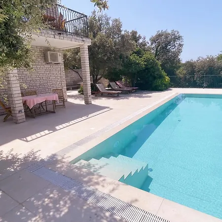 Apartments Villa Marijeta With Free Parking-3