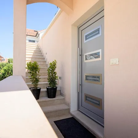 Guest House Milan-3