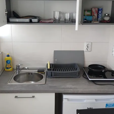 Cinema House Single & Double Rooms & Studio Apartments-2
