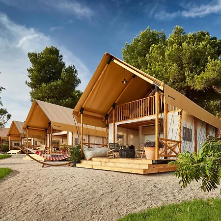 Arena One 99 Glamping-3