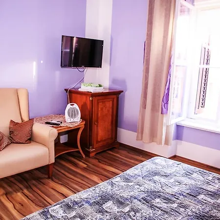 Rooms Cristal Roche-3