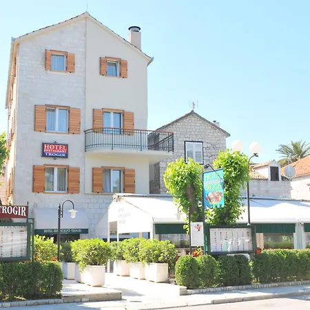 Hotel Trogir-3