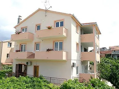 Apartments Belas-3