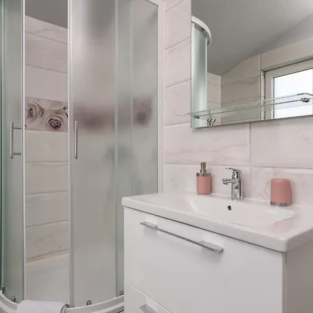 Rooms Anna-2