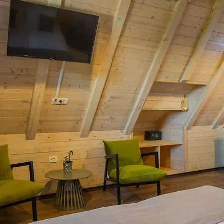 Plitvicka Kuca M - Holiday Lodge-2