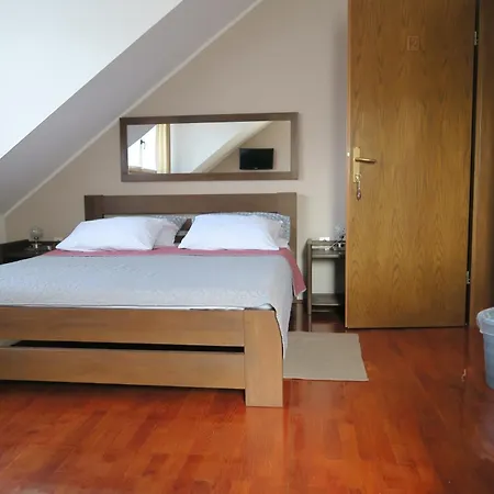 Apartments And Rooms Stefanac-2