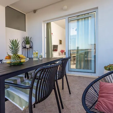 Hvar Pavicic Top View Apartments-2