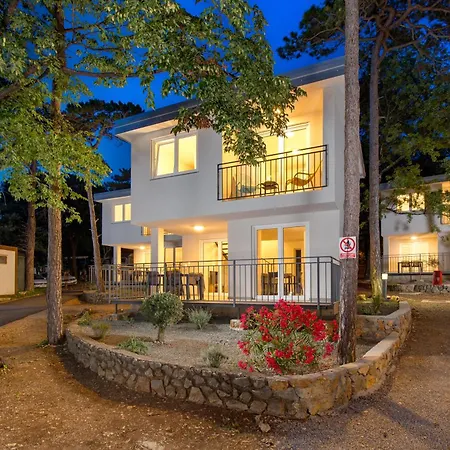 Holiday Homes Ostro-2