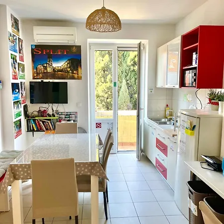 Hostel Split Backpackers 2-3