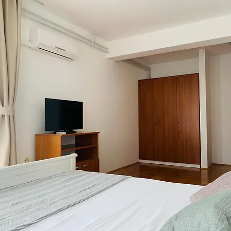 Linc Rooms & Apartments-3