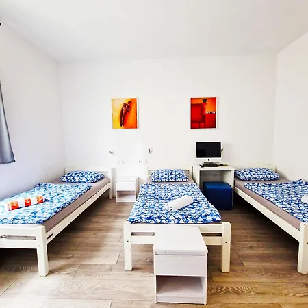Croparadise Hostel-3