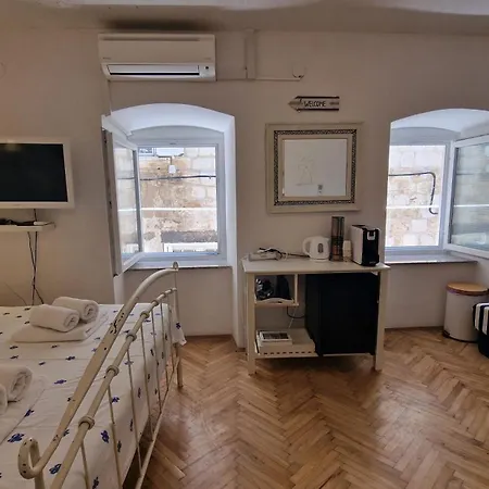 Cittadella Rooms, Old Town Dubrovnik-3