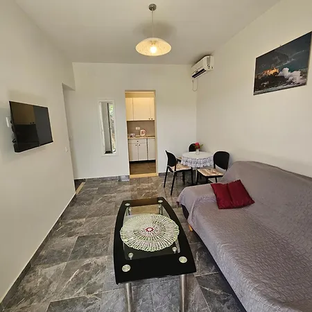 Dino And Jele Apartments-2