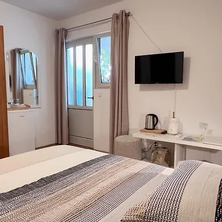 Room Tai - Spacious And Comfy With Private Terrace-3