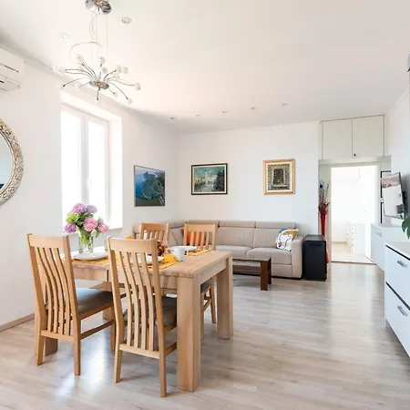 Apartment Astelas-3