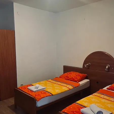 Pupo Rooms-3