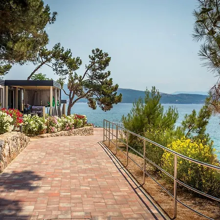 Valamar Camping Jezevac-2
