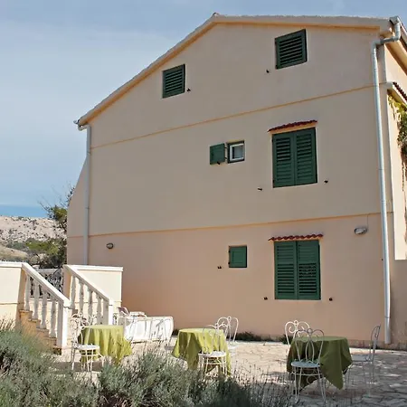 Lokunja Bed&Breakfast-3
