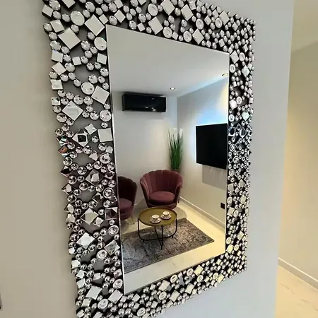 Madonna Luxury Rooms-2