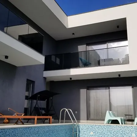 Pool Villa Vistamar-3