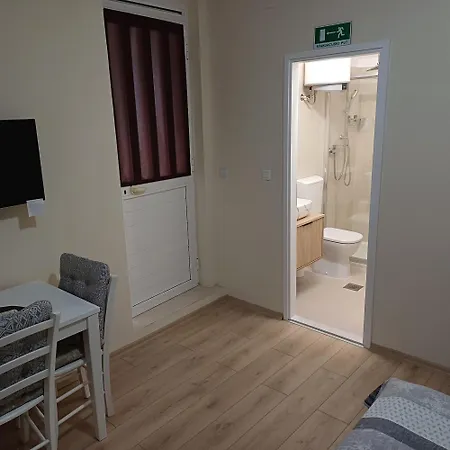 Rooms Kvestic-2