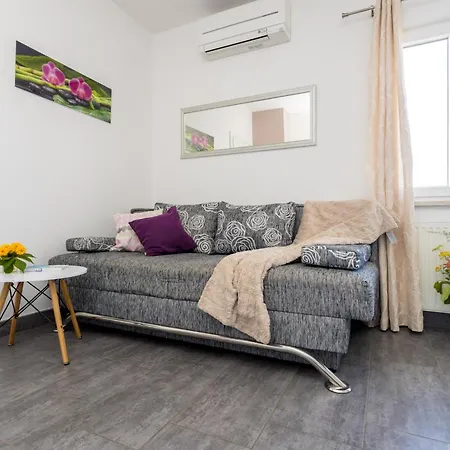 Apartments And Rooms Kod Keti-3