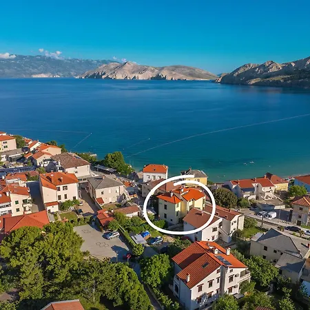 Studio Apartments Cavrak With Terrace-3