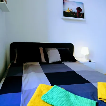 Pula Center Green Park Apartments And Rooms-3