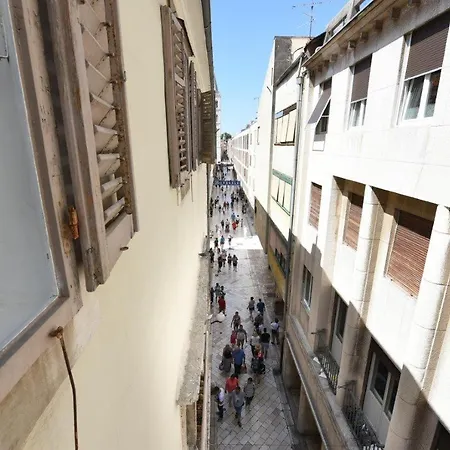 Rooms Old Town-2