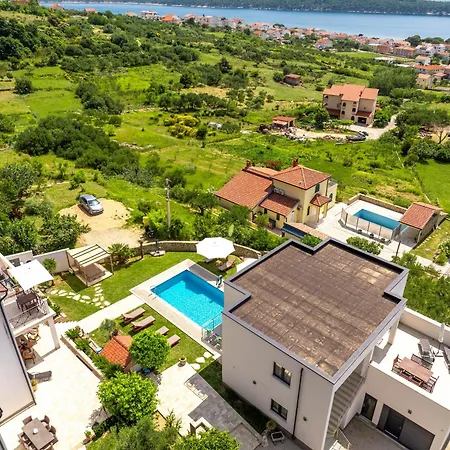 Villa Joy 4Ever-2