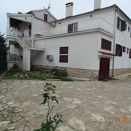 Guest House Ab Adria Home-2
